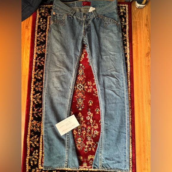 Levi Type1Jeans - Picture 2 of 3